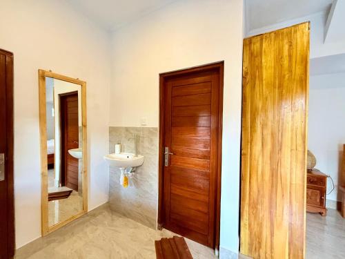 Ванная комната в Amertha Bali House Sidemen