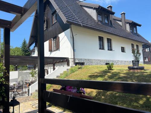 Plitvice Falls Cottage