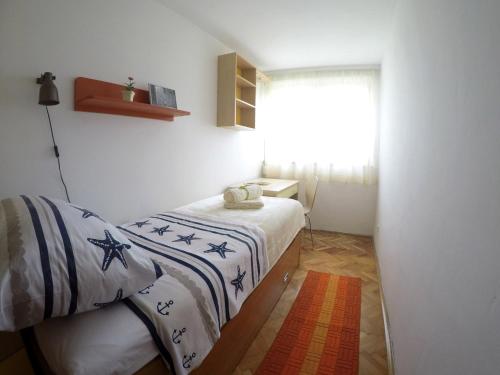 Gallery image of Apartment Pizzybondo in Split