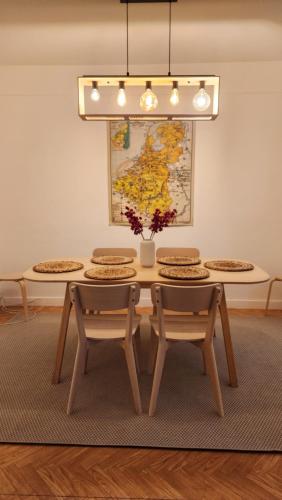 Bel appartement en centre-ville de Lisieux, 2 chambres, wifi