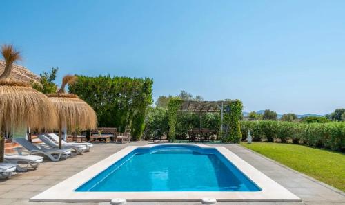 Mallorquin Oasis with natural pool 5min from the beach photo 2