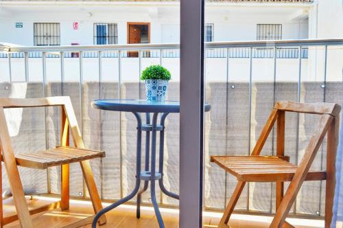 Sunny Studio in Nerja Center with Balcony close to Beach