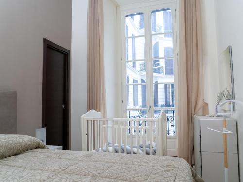 Apartment in Palazzo Nana', Piazza Nicola Amore, Napoli - Holidays a Napule