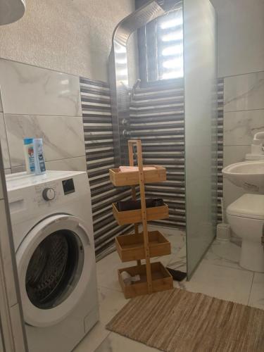 Ένα μπάνιο στο Apartament zentrum,Gjilan