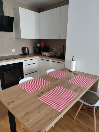 Kuchyň nebo kuchyňský kout v ubytování Apartman AnaDija