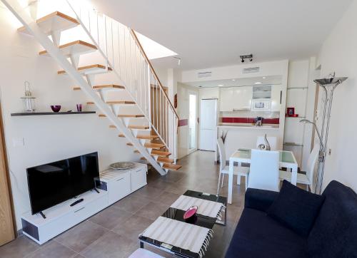 Seaside Heritage Apartment