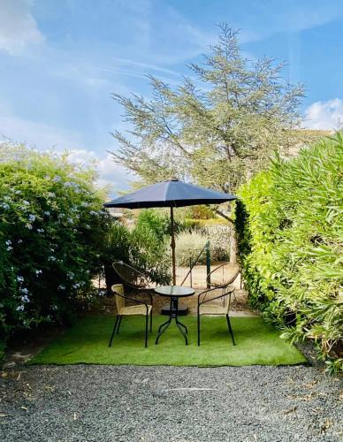 Un jardín fuera de Le cocon du pradet