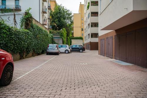 Bologna, Vicino al Centro e Ospedale Sant'Orsola, Parcheggio Privato - Corde & Colori photo 42