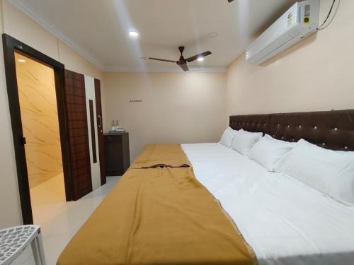 Φωτογραφία από το άλμπουμ του Jyothi Meenakshi Rooms σε Tiruvannamalai