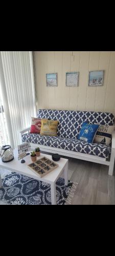 Cozy 2 bedroom Orlando apartment photo 12