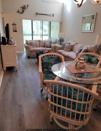 Cozy 2 bedroom Orlando apartment photo 1