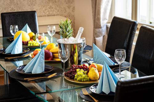 Crystal Dog Residence