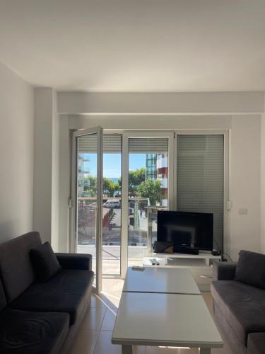 Φωτογραφία από το άλμπουμ του Holiday Luxury Apartments σε Shëngjin