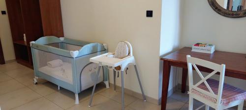 Ένα ή περισσότερα κρεβάτια σε δωμάτιο στο Apartment Larin