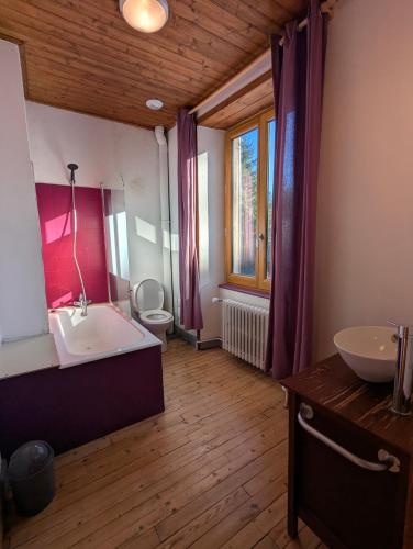 Postel nebo postele na pokoji v ubytování Gite des Vellavi