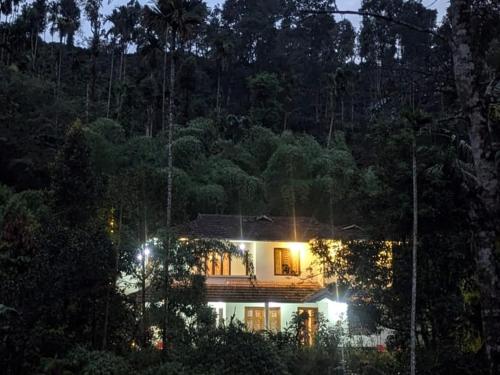Landskap semula jadi dekat dengan vila ini