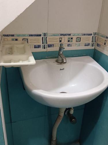 Ένα μπάνιο στο IRIS COMFORT INN BLOSSOM