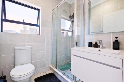 Ένα μπάνιο στο Navy Lagoon Stay The Blyde