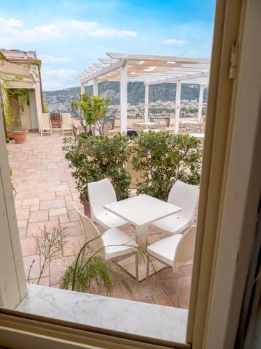 En balkon eller terrasse på Hotel Cristina