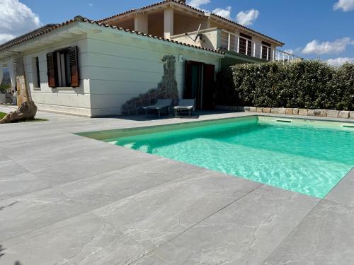 Piscina di VILLA AQUA LUXURY Private Pool o nelle vicinanze