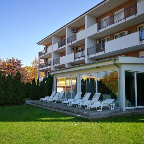 Holiday25 Wellness Apartman