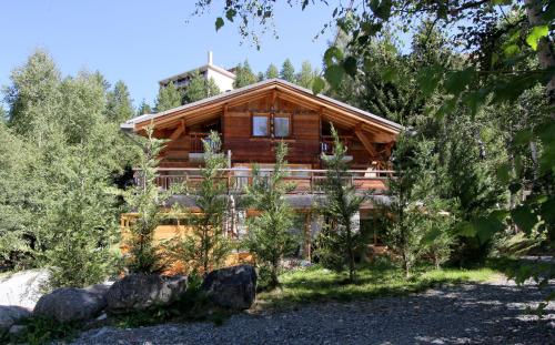 Duplex au Chalet Chantelouve pour 8 personnes à moins de 100 m des remontées mécaniques