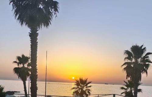 Fiona's Sea View Apartment