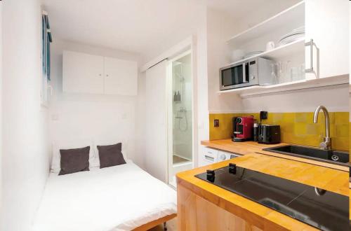 Charming Studio Heart of historic Paris Le Marais