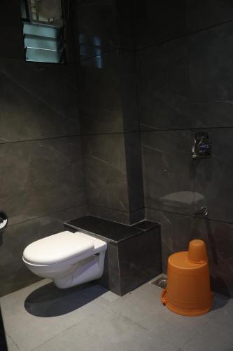 Salle de bains dans l'établissement Hotel Metro City