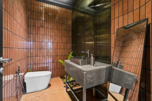 Ένα μπάνιο στο Executive Chalet with Elegant Design A5