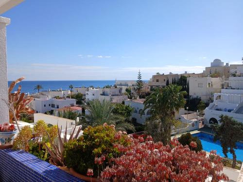 Sunny apartment in Mojácar with sea views