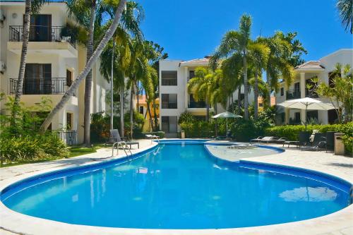 Tropical Retreat in El Cortecito beach condo
