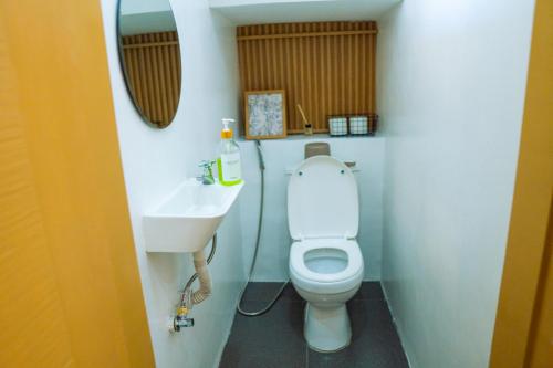 Koupelna v ubytování Ecoluxe Apartelle Davao