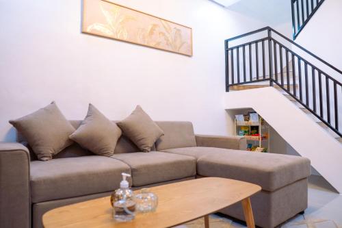 Posezení v ubytování Ecoluxe Apartelle Davao