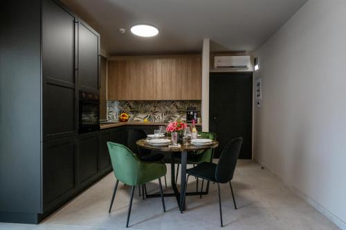 Elaura Luxury Residences ILIOS