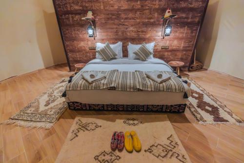 Ένα ή περισσότερα κρεβάτια σε δωμάτιο στο Desert Experience Glamping