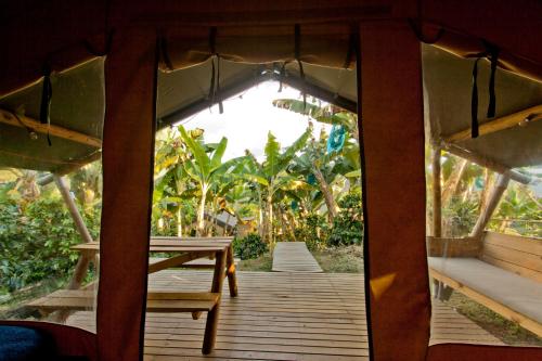 Glamping Jardínにある庭