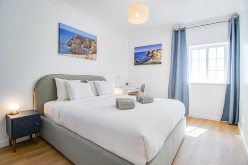 Charming Old Town 1BR 50m from Beach AC Wi-Fi Parking