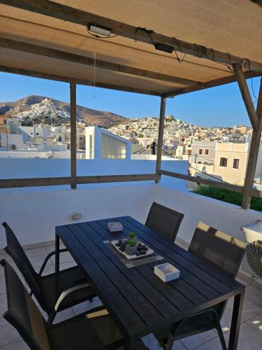 Gallery image of Simple and special in Ermoupoli