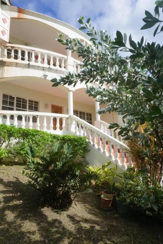 Un jardín fuera de Krysta's Hideaway