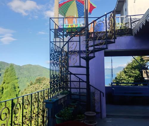 Een algemene foto van de bergen of uitzicht op de bergen vanuit de homestay