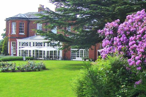 Gallery image of Dovecliff Hall Hotel in Burton upon Trent