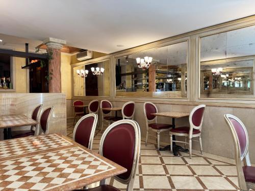 Restaurace v ubytování Hotel Alcyone