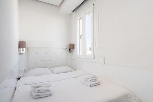 Penthouse with views close to Monastiraki metro