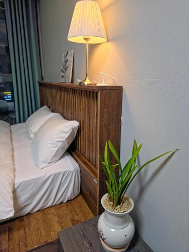Katil atau katil-katil dalam bilik di Icheon Hotel Hutis