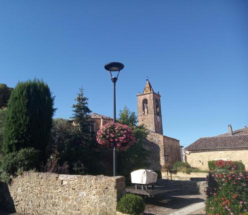 Κήπος έξω από το Le Grangeon