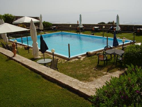 Bazén v ubytování Belvedere San Nicola nebo v jeho okolí