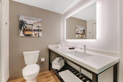 Gallery image of Cambria Hotel Tampa-Brandon in Tampa