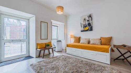 Charming 1BR in Santa Apolónia by LovelyStay
