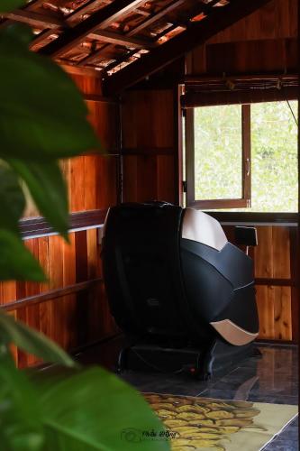 Ruang duduk di Mỏ Vẹt Guesthouse Riverside